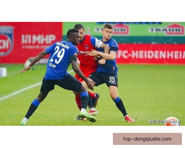 帕德博恩93至99哈根凤凰足球队历史与辉煌成就回顾