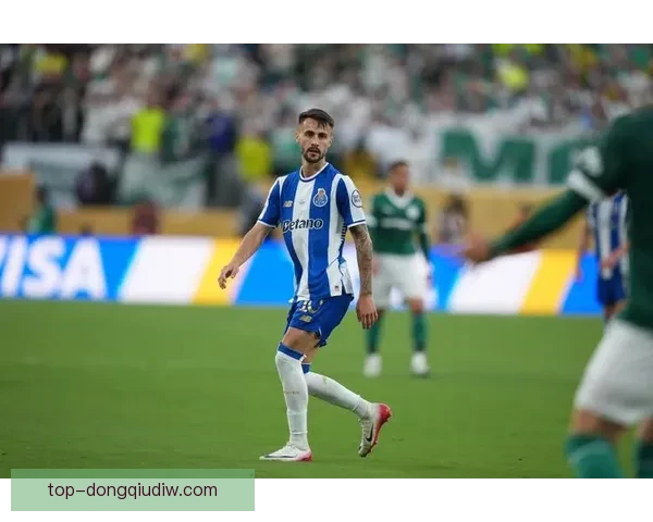 查鲁雷主场小胜阿夫朗甚精彩一球锁定胜局